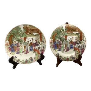 Pair of 1960s Chinese Porcelain Imperial Birthday Celebration Scene Plates