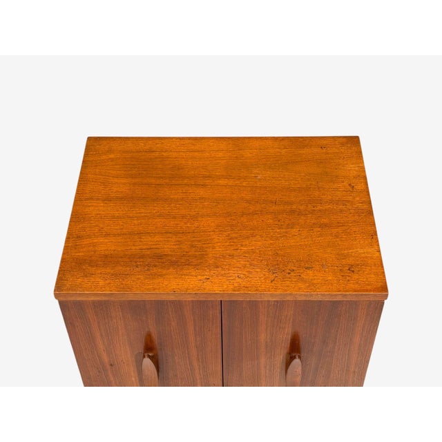 Young Manufacturing, Modern Nightstands, Walnut, Usa, 1960s For Sale - Image 12 of 17