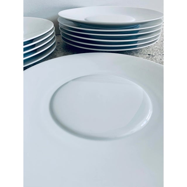 Gemiini pattern by Mikaela Dorfel set of 6 salad/luncheon plates designed for Mono Germany. The center of the plate has a...