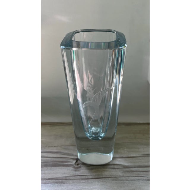 1960s Strombergshyttan Etched Hummingbird Glass Vase-Sweden For Sale - Image 9 of 10