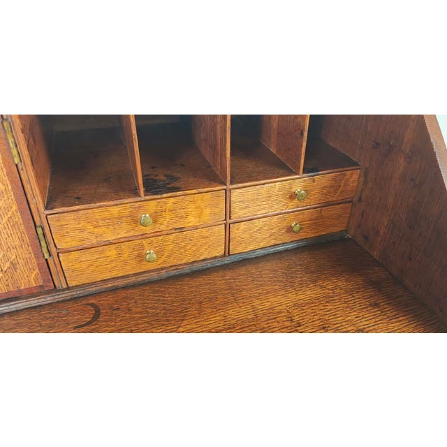 Antique English George III Writing Bureau in Oak, 18th Century For Sale - Image 9 of 18