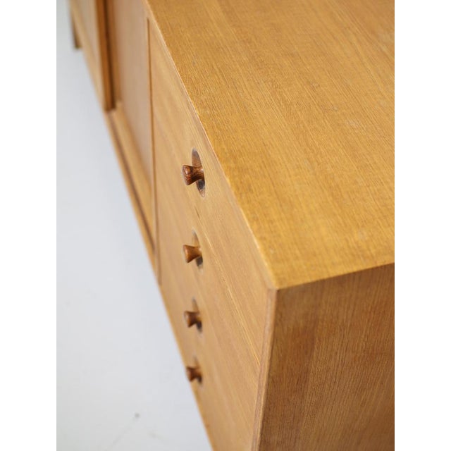 Sideboard in Oak by Hans J. Wegner for Ry Møbler, Denmark, 1960s For Sale - Image 17 of 18