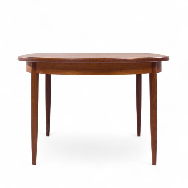 Mid 20th Century G Plan Mid Century Teak Hidden Leaf Expanding Dining Table For Sale - Image 5 of 10