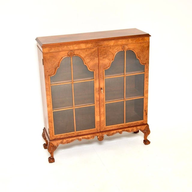 Vintage Queen Anne Bookcase in Burr Walnut, 1920 For Sale - Image 11 of 11