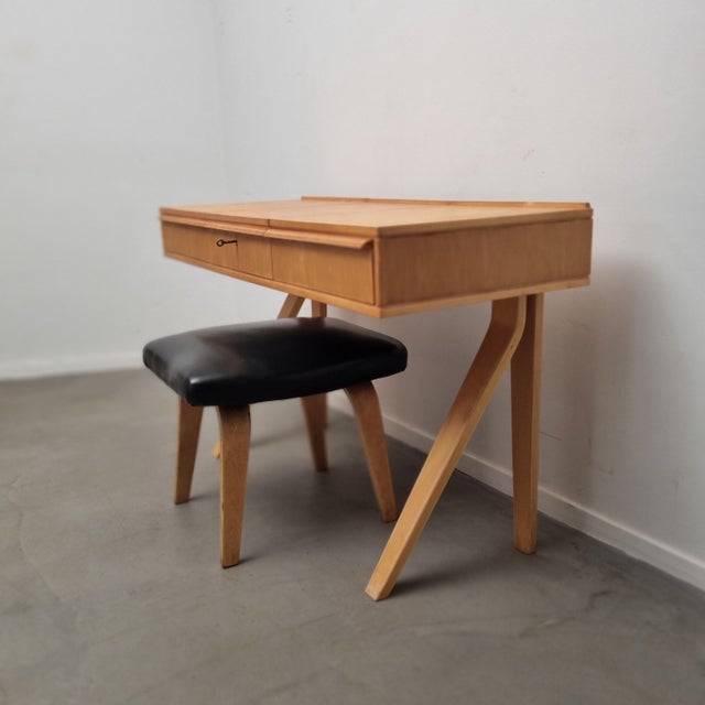 Dutch Modern Dressing Table and Stool in Birch Plywood by Cees Braakman for Pastoe, 1951, Set of 2 For Sale - Image 13 of 18