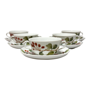 1980s Richard Ginori Red Currant Soup Cups and Saucers - 5 Sets