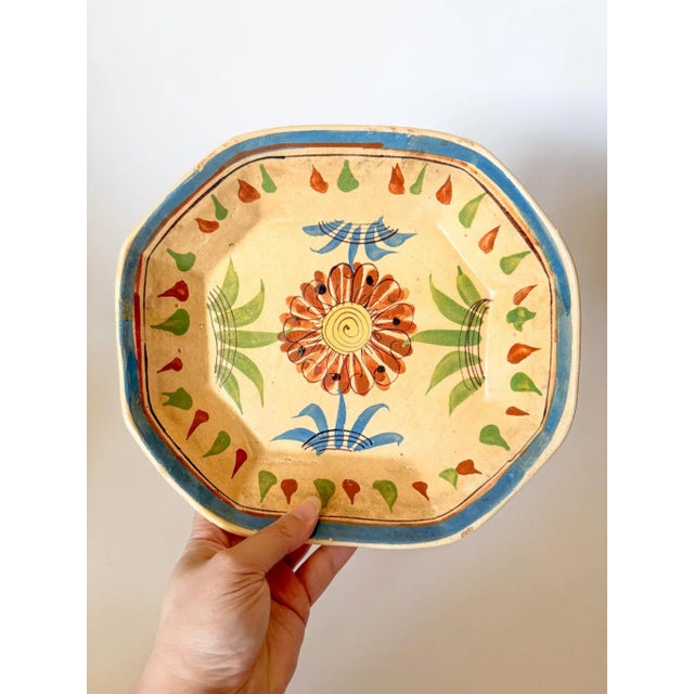 Ceramic Vintage Cream Mexican Tlaquepaque Folk Art Pottery Nesting Bowls, Set of 2 For Sale - Image 7 of 10