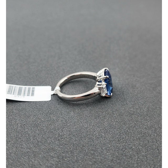 Metal 4.36 Ct GRS Certified Sapphire & Diamond Ring, Size 6.5 For Sale - Image 7 of 10