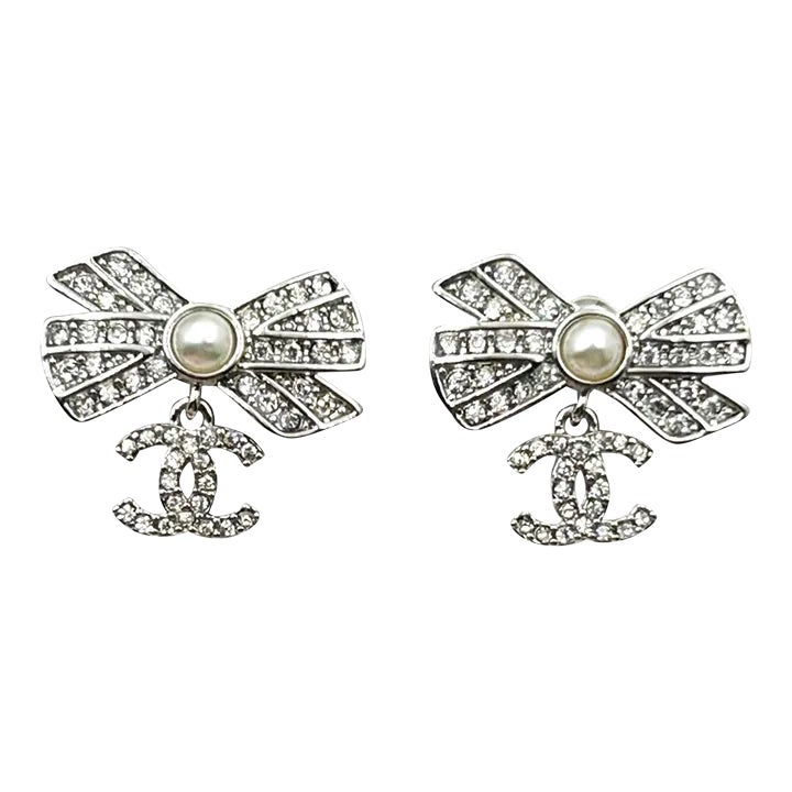 Chanel Silver Ribbon Row CC Crystal Piercing Earrings - 2