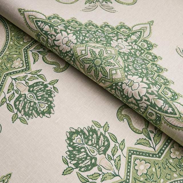 Not Yet Made - Made To Order Sample - Schumacher x Mark D. Sikes Montecito Medallion Fabric in Leaf Green For Sale - Image 5 of 6