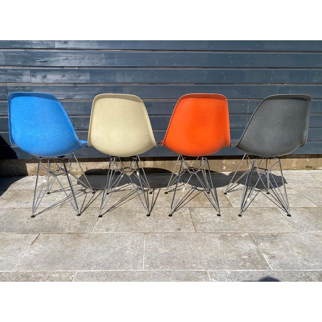 Plastic Vintage Fiberglass DSR Eiffel Chairs by Charles and Ray Eames for Herman Miller, 1950s, Set of 4 For Sale - Image 7 of 16