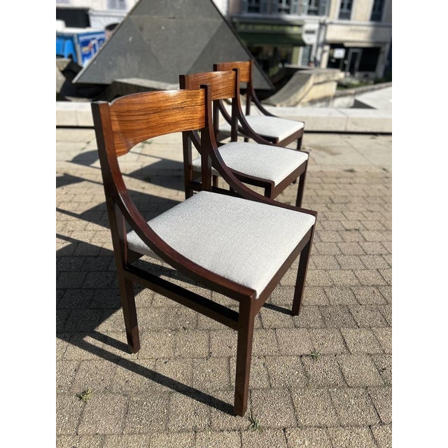 Chaises in Wood from Silvio Cavatorta, Italy, 1960s, Set of 5 For Sale - Image 4 of 7