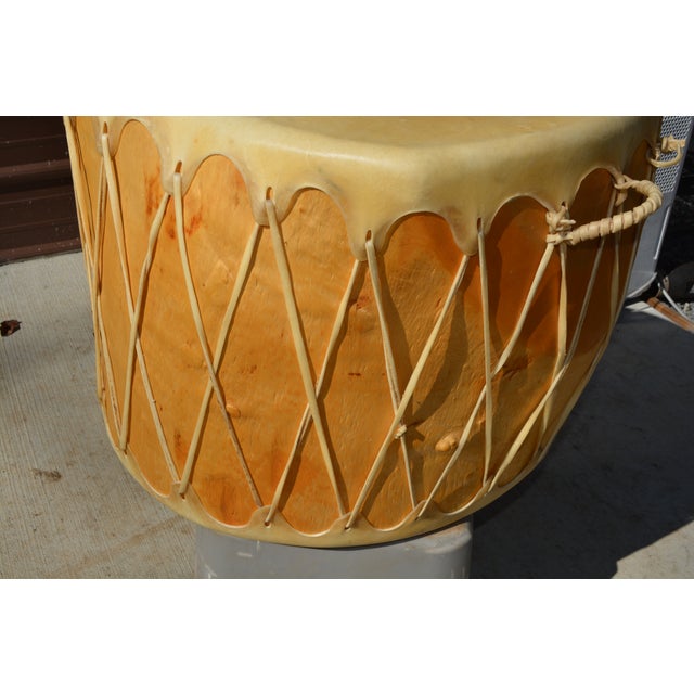 1970s Set of 2, 1970s Native American Style Pow Pow Taos Pueblo Rawhide / Skin & Wood Large Round Drum & Mallet For Sale - Image 5 of 15