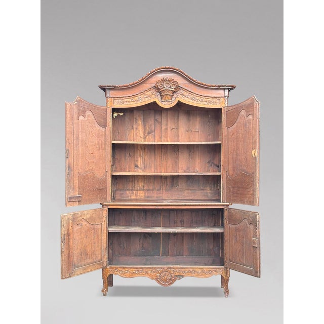 18th Century Louis XVI Oak 2-Body Buffet, Normandy, France, 1790 For Sale - Image 4 of 10