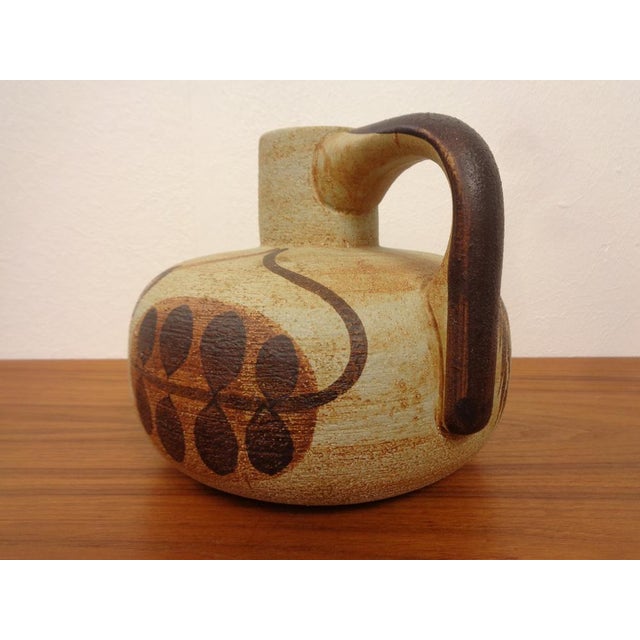 Beige Studio Ceramic Vase by Peter Müller for Sgrafo Modern, 1970s For Sale - Image 8 of 18