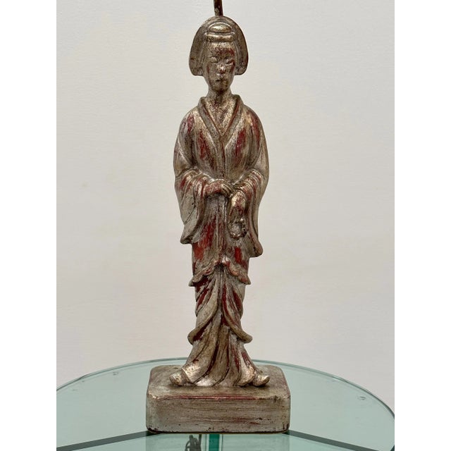 Hand Carved Figural Silverleaf Table Lamp in the Style of James Mont For Sale In Philadelphia - Image 6 of 13
