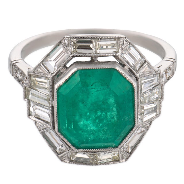 Contemporary Art Deco Style 4.48 Carat Emerald Diamond Platinum Ring, Size 7.5 For Sale - Image 3 of 6