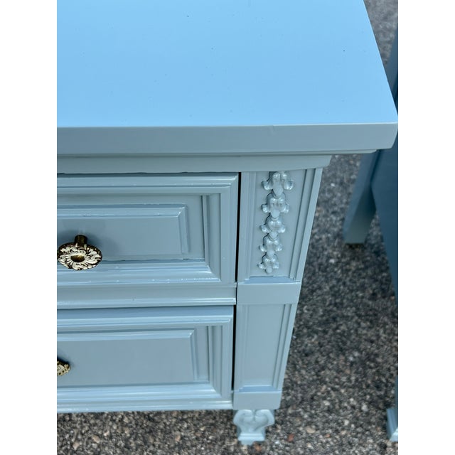 Pair of Mid-Century Blue Gray Lacquered Nightstands For Sale - Image 10 of 15