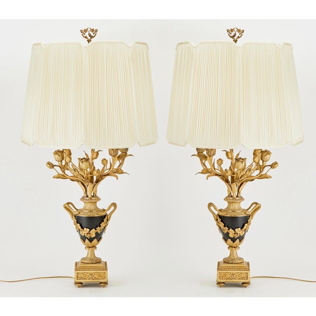 Early 20th Century Gilt Bronze & Patinated Metal Louis XVI Style Lamp For Sale In New York - Image 6 of 11