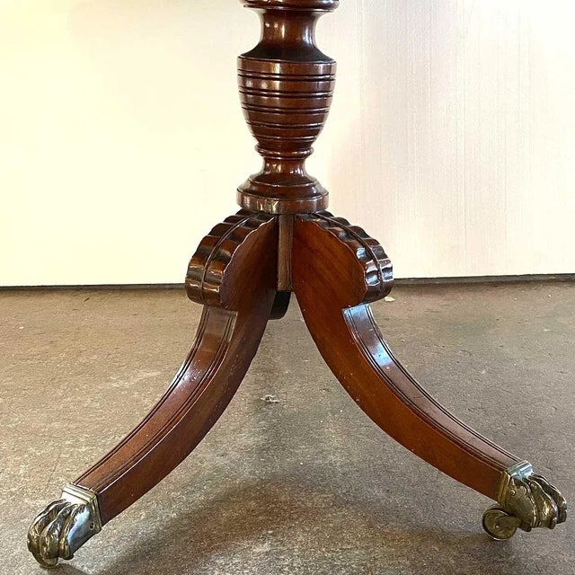 19th Century English Regency Flame Mahogany Drop-Leaf Pembroke Pedestal Table For Sale - Image 14 of 17