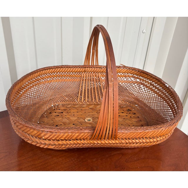 Brown Vintage Hunan Products Handwoven Bamboo Basket With Handle, Made in China, Original Label For Sale - Image 8 of 11
