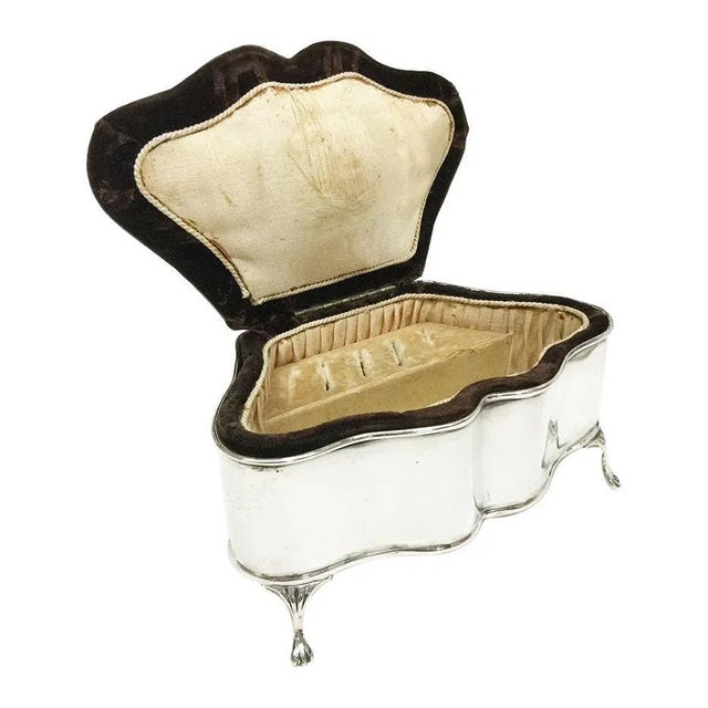 Silver Jewelry Box by Cornelius Desormeaux Saunders & James Shepard, 1908 For Sale - Image 10 of 10