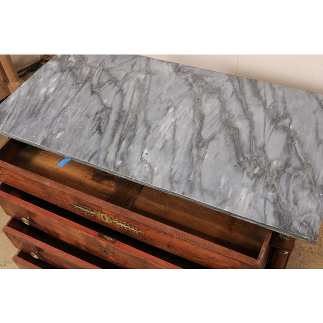 Brown 19th Century Neoclassical French Commode with Brass Accents For Sale - Image 8 of 10