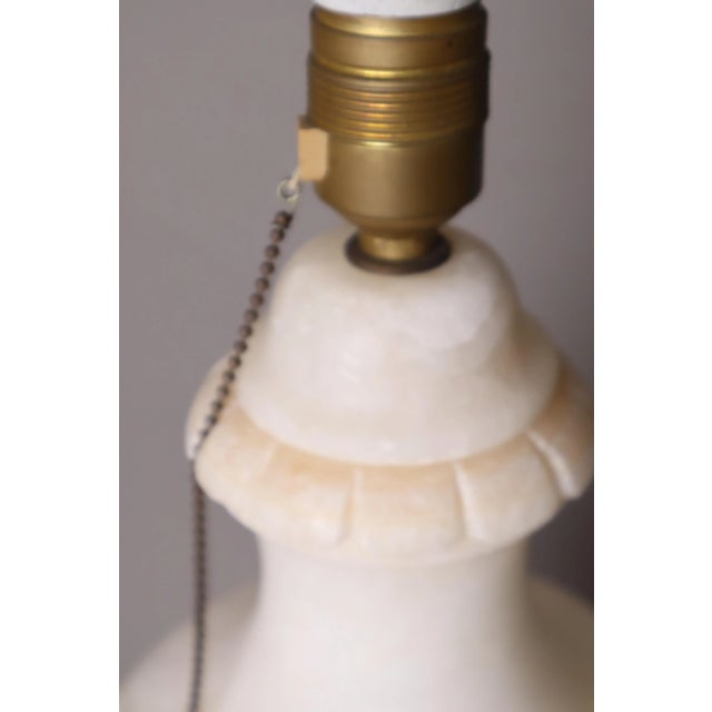 Ivory Large Neoclassical Alabaster Table Lamp in Amphora Form, 1930s For Sale - Image 8 of 13