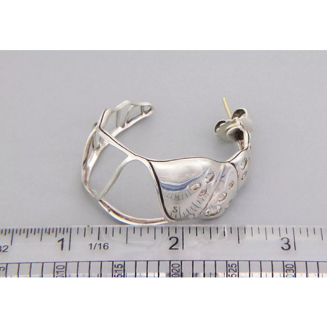 John Hardy Bamboo Diamond Sterling Silver Large Hoop Earrings - 2 Pieces For Sale In Miami - Image 6 of 6