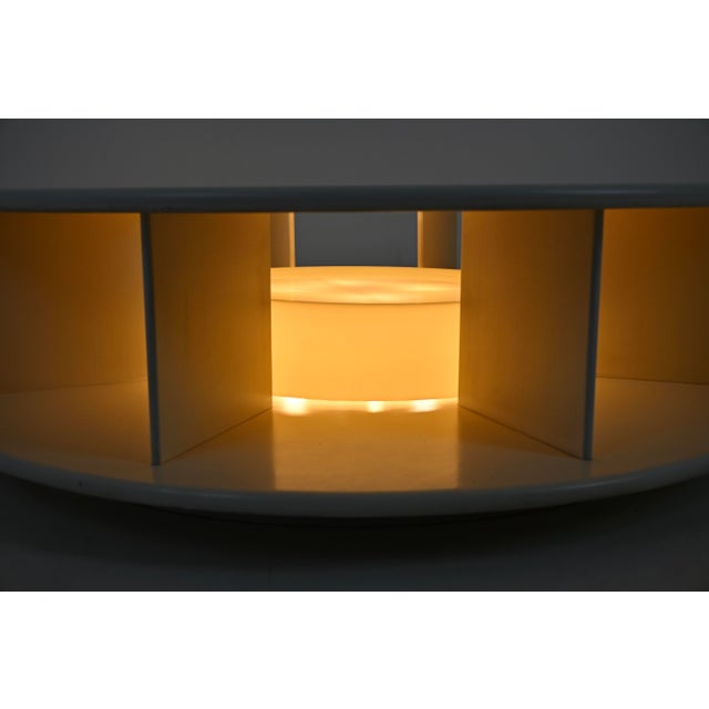 White Bazaar Coffee Table attributed to Superstudio for Giovanetti, 1968 For Sale - Image 8 of 13