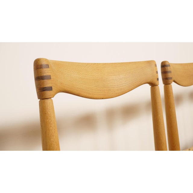 Set of 6 beautiful vintage dining chairs from Denmark, designed by H.W. Klein for Bramin. These stylish Danish design...
