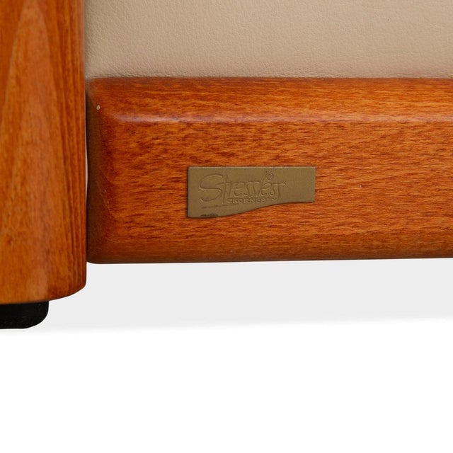 Eldorado 3-Seater Sofa in Leather and Wood from Stressless For Sale - Image 10 of 12