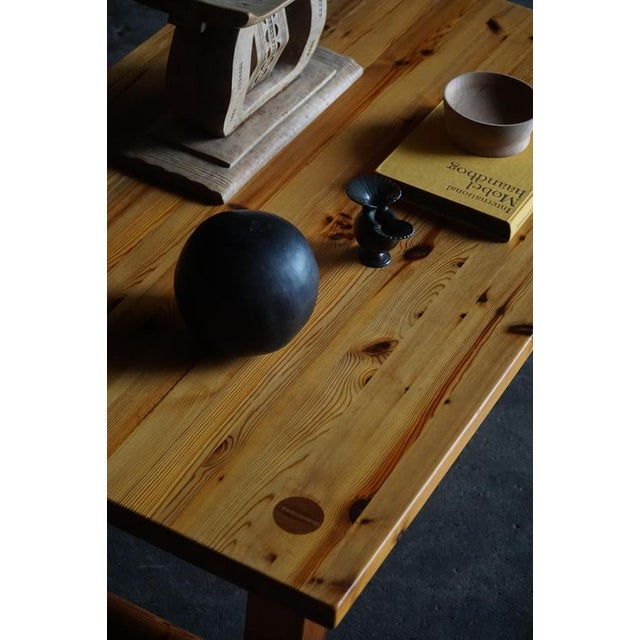 Brown Mid-Century Rectangular Pine Coffee Table by Uno & Östen Kristiansson, 1970s For Sale - Image 8 of 14