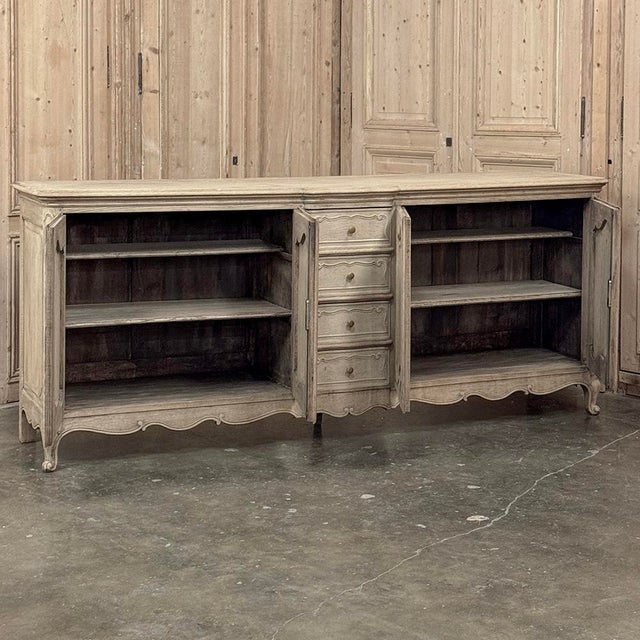 Grand Antique Country French Louis XV Buffet in Stripped Oak For Sale - Image 10 of 18