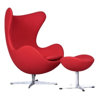 Restored 1965 Red Arne Jacobsen Fritz Hansen Egg Chair & Ottoman For Sale