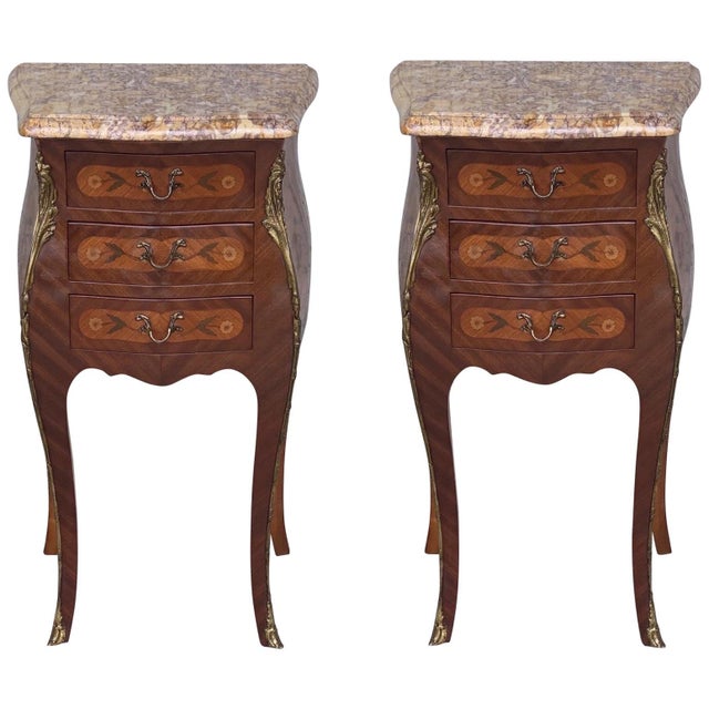 Early 20th Century Pair of French Marquetry Nightstands with Three Drawers and Bronze Hardware For Sale - Image 15 of 18