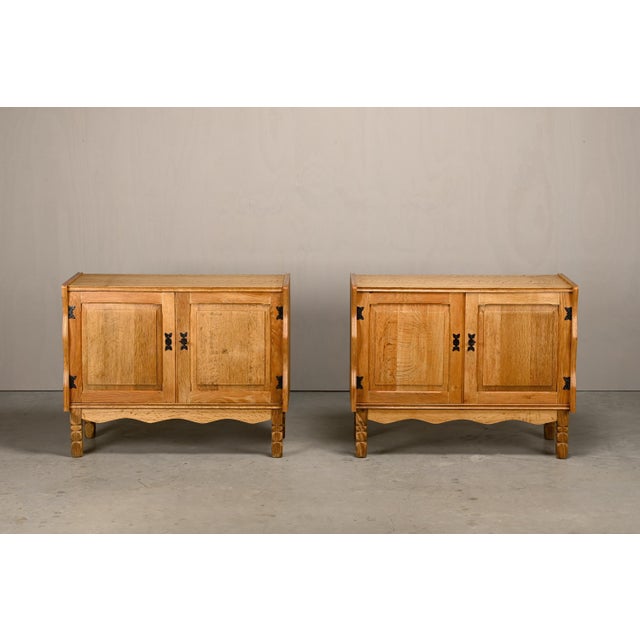 Brown Mid-Century Danish Oak Bedside Cabinets by Henning Kjærnulf, Denmark, 1960s, Set of 2 For Sale - Image 8 of 18