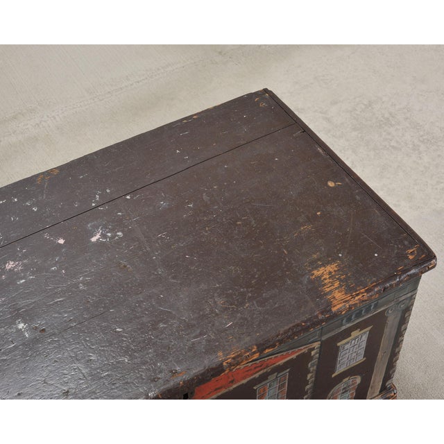 19th C. English Painted Pine Chest With Georgian Manor Façade For Sale - Image 16 of 18