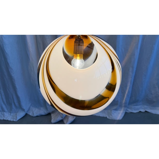 AVMazzega Mid-Century Italian Amber and White Swirl Murano Glass Pendant with Chrome Suspension attributed to Mazzega, 1970s For Sale - Image 4 of 18