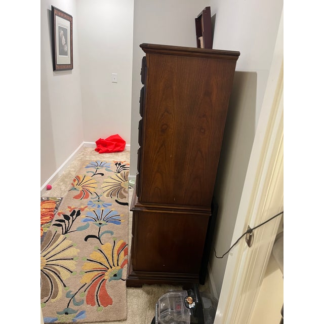 Traditional Bernhardt Vintage Mahagany Chest of Drawers For Sale - Image 3 of 13