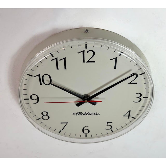 Vintage Office Wall Clock from Elektročas, 1990s For Sale - Image 4 of 18