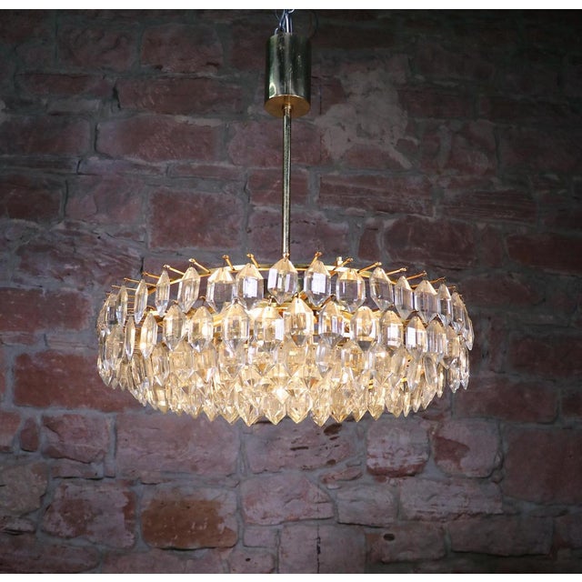 Large Chandelier in Crystal & Brass from Lobmeyr / Bakalowits & Sons For Sale - Image 3 of 9