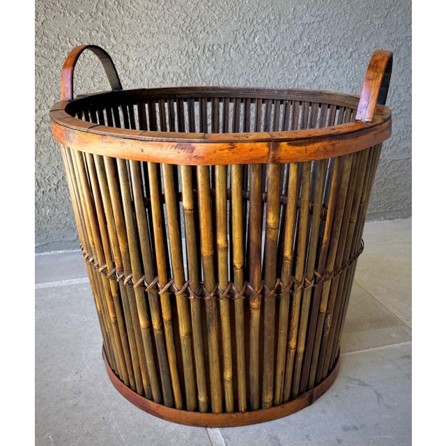Burnt Umber Mid 20th-Century Split Bamboo Tortoiseshell Planter Floor Basket With Ear Handles For Sale - Image 8 of 18