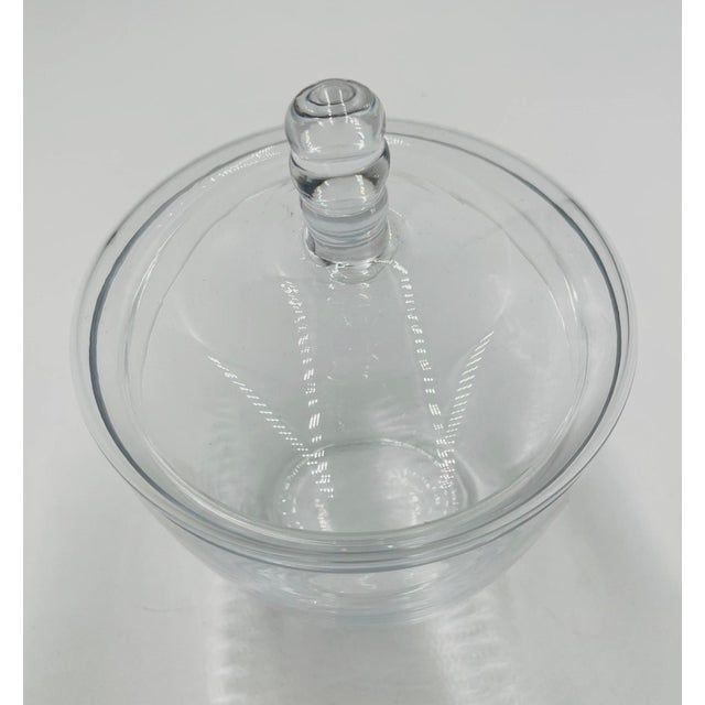 Mid-Century Modern Clear Glass Lidded Candy Jar or Sugar Bowl For Sale In Los Angeles - Image 6 of 10