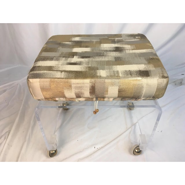 1960s Vintage Lucite Vanity Stool For Sale - Image 4 of 6