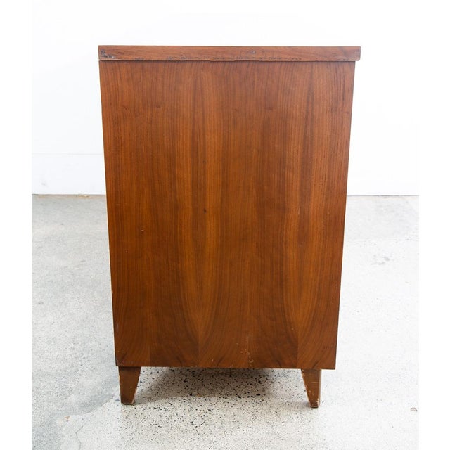 Stanley Furniture 1960s Mid Century Modern Dresser Credenza 5 Drawer Stanley Walnut Broyhill High Danish For Sale - Image 4 of 12