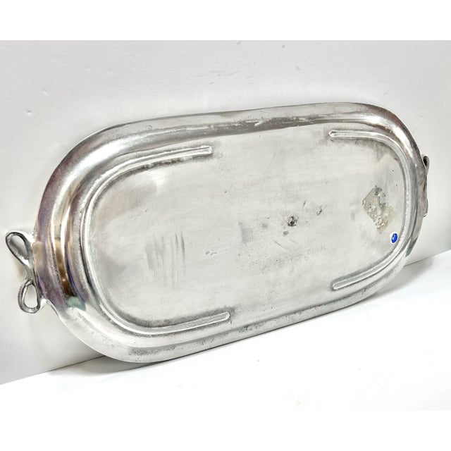 Vintage Aluminum Bow Handle Serving Tray – Hollywood Regency Silver Tone Vanity Tray, Grandmillennial Decor For Sale In Louisville - Image 6 of 9