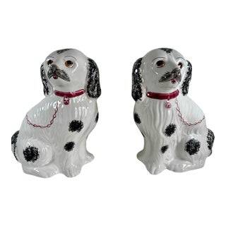Pair of Vintage Staffordshire Style Spaniel Dogs Ceramic Statues Portugal Jay Willfred For Sale