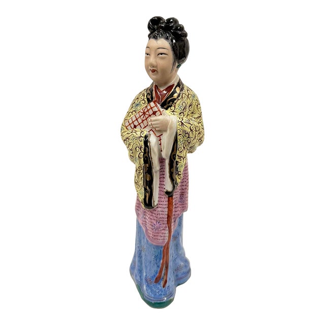Early 20th Century Antique Chinese Famille Rose Porcelain Figurine - Court Lady For Sale