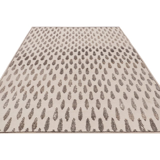 Not Yet Made - Made To Order Rug & Kilim’s Modern Block Print Rug in White with Mauve Floral Patterns - 9x12 For Sale - Image 5 of 7